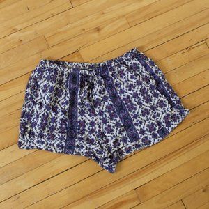 Brandy Melville Pattern Shorts